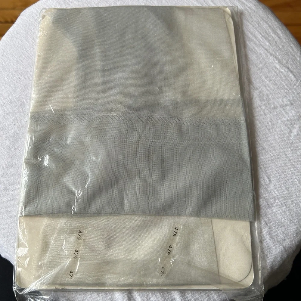 Vintage Knee High Stockings Fun ’n Fancy Sparkle Sheer 4827 Dewdrop Nylon Sz 10